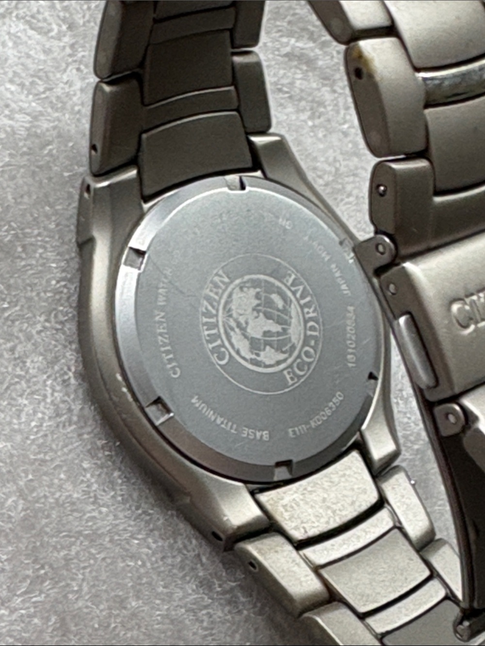 Citizen Eco Drive Titanium Men's Watch with Blue Dial and Silver Bracelet - Picture 5 of 9